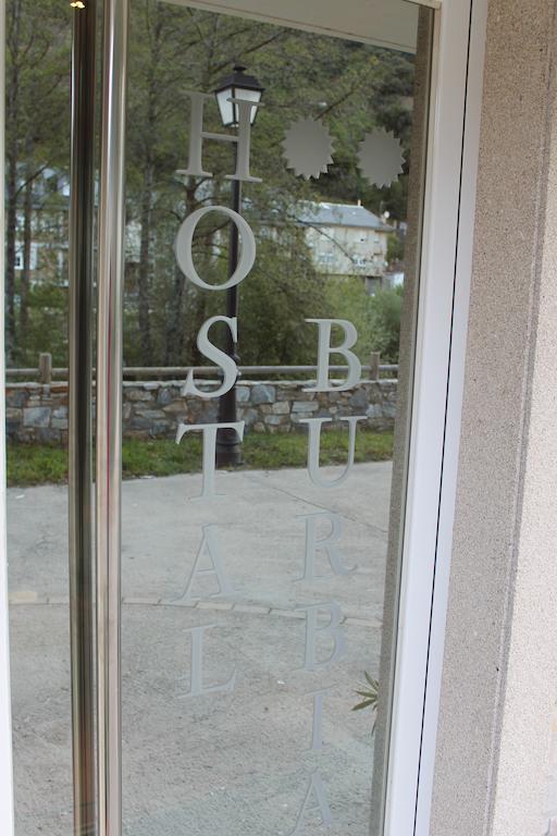 Hostal Burbia ビジャフランカ・デル・ビエルソ エクステリア 写真